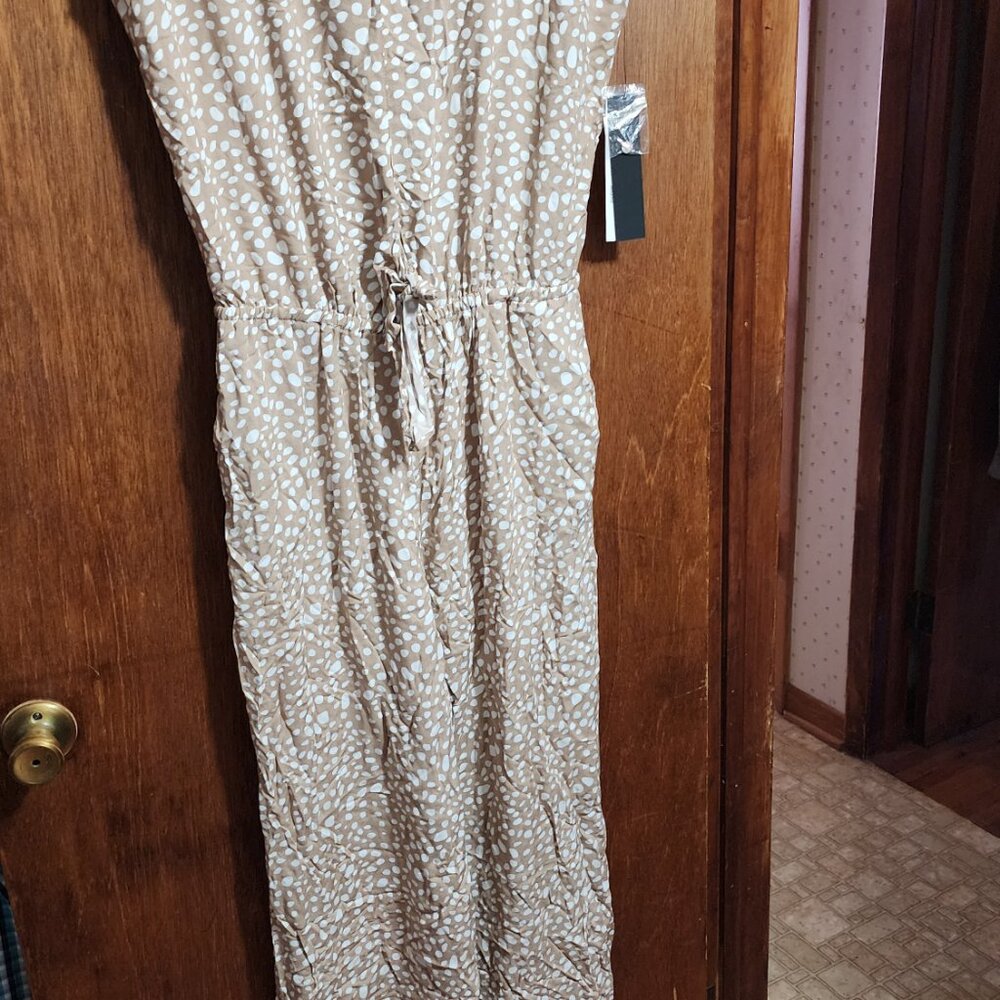 Jumpsuit - Picture 3 of 4